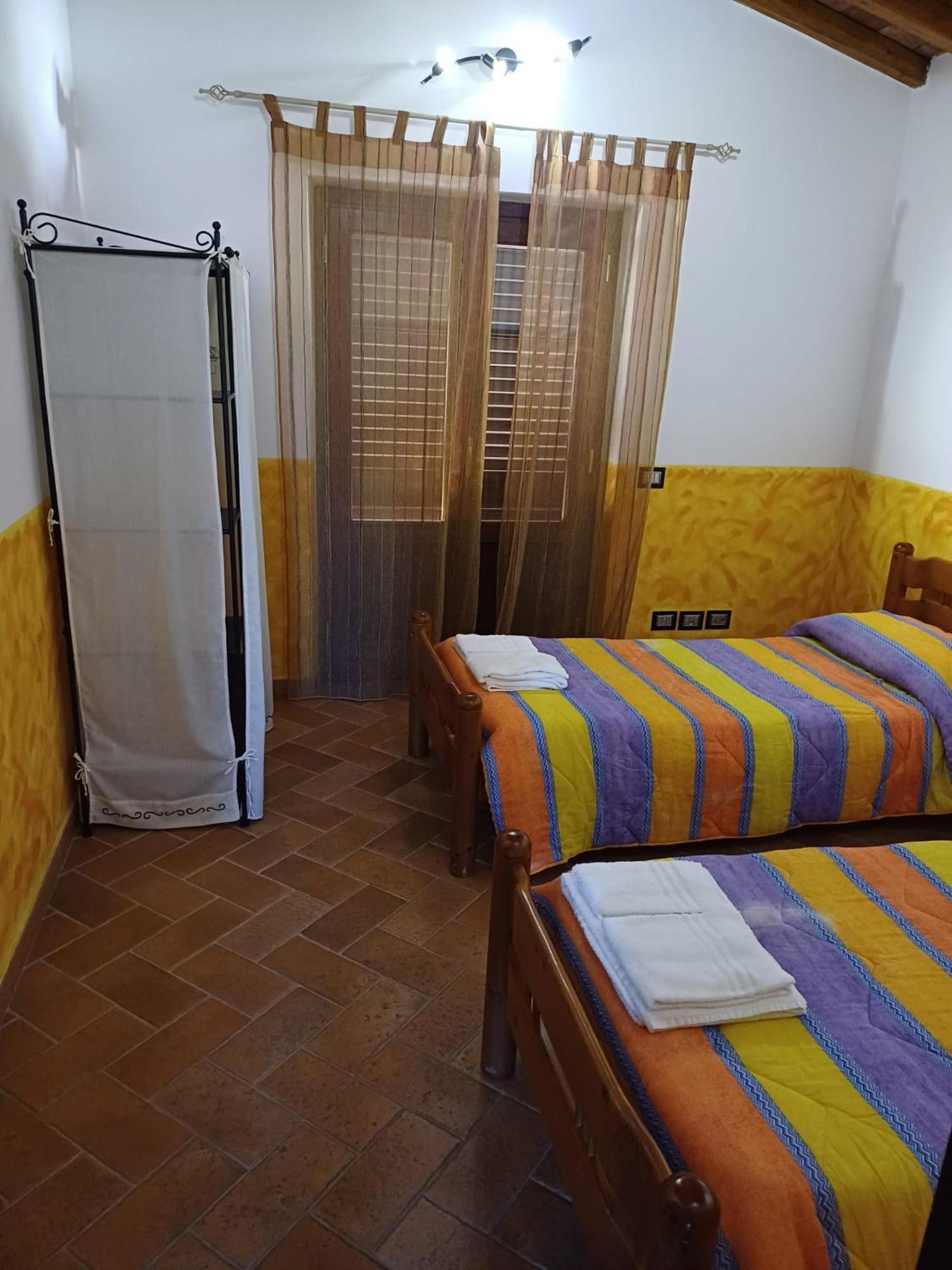 Appartamento Farfollie Pescia Romana Exterior foto